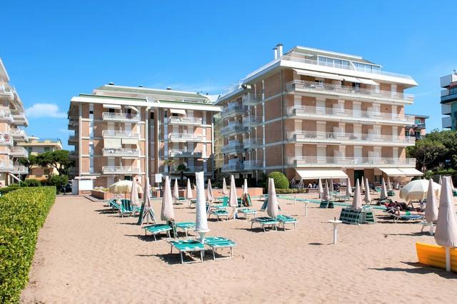 Puerto Del Sol Fronte Mare Apartment Lido di Jesolo Ngoại thất bức ảnh